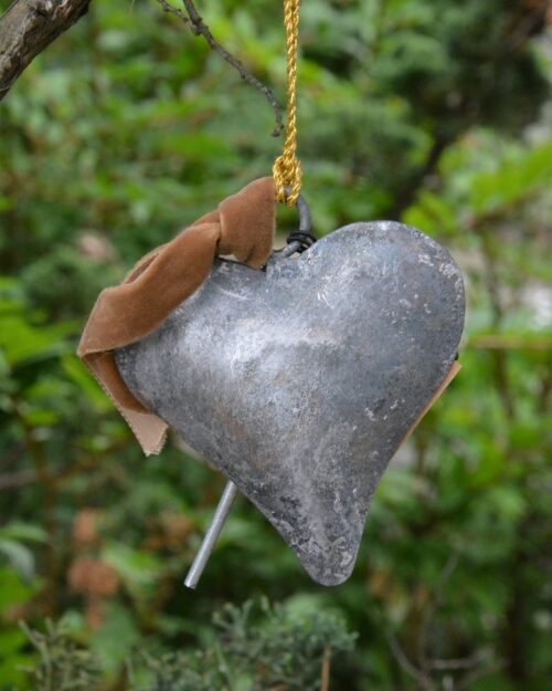 Cloche Coeur Gris